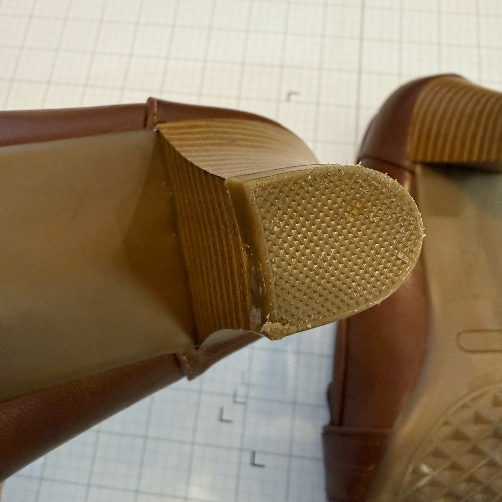 AEROSOLES Brown Leather Loafer Heels with Gold Buckle - Picture 5 of 10